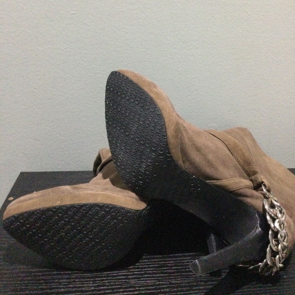 Calvin Klein Suede Brown Heeled Boots with Chain Detail - Picture 6 of 6
